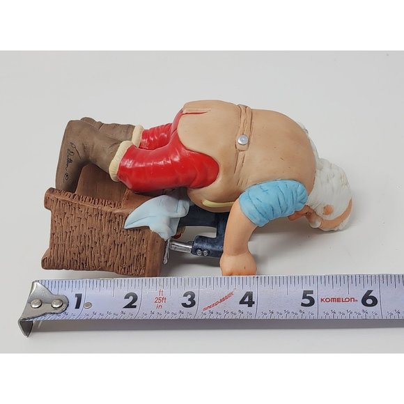 Vintage 1988‎ Hallmark The Toymaker Stitched With Love Figurine 3rd In Series - Picture 11 of 11